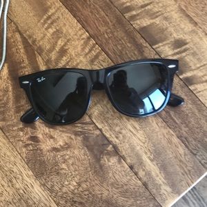 Ray Ban wayfarer sunglasses
